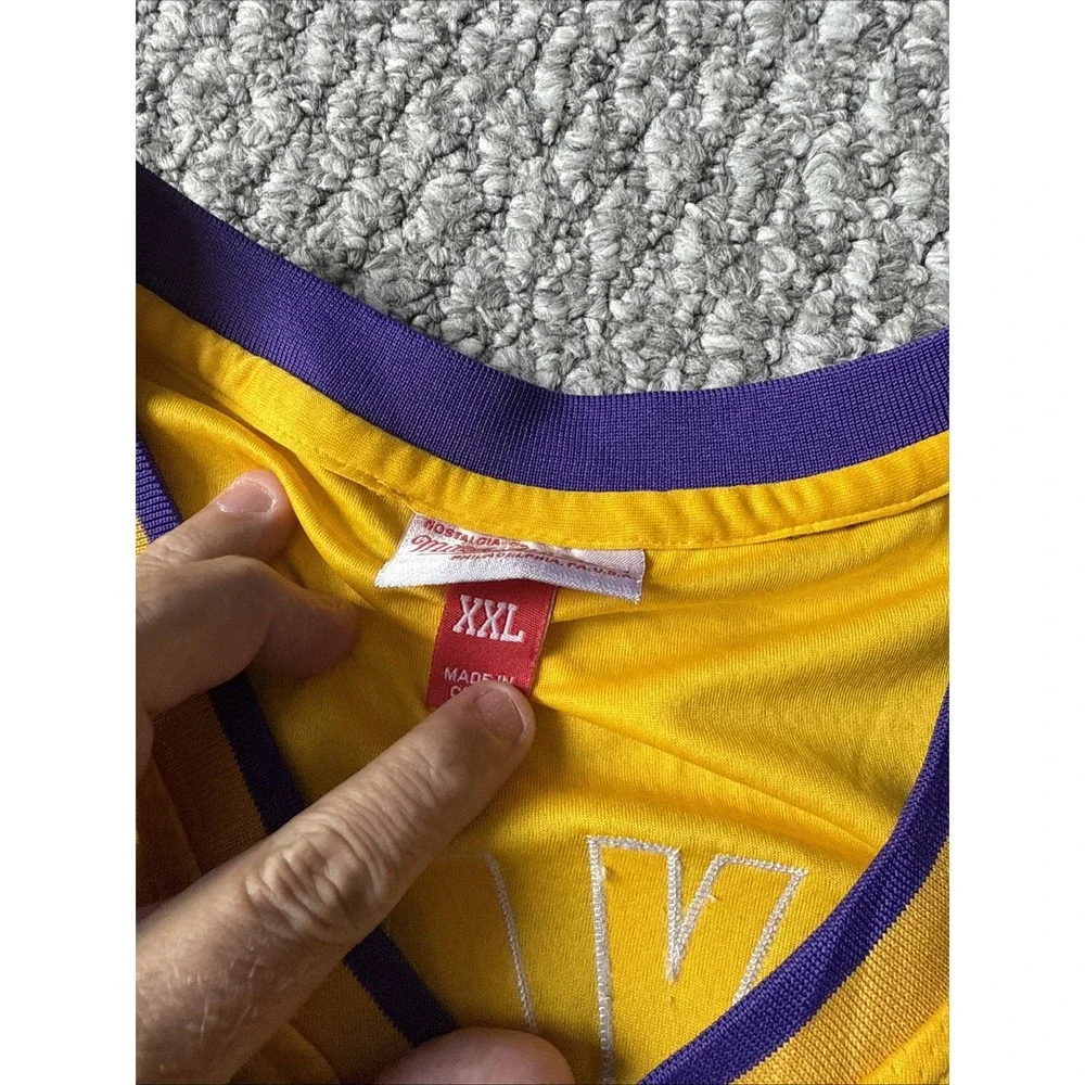 Kobe Bryant Lakers Jersey- 2008-09 Authentic -Mitchell & Ness Size‎ XXL Rare